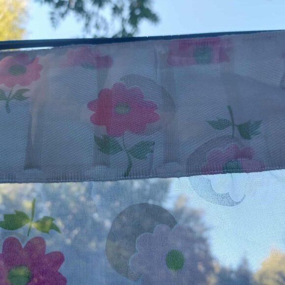 Semi sheer set of vintage Scandinavian curtains. each 41" wide by 60" long - Picture 7 of 8